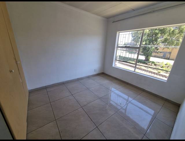 2 BEDROOM APARTMENT FOR SALE IN FLORIDA